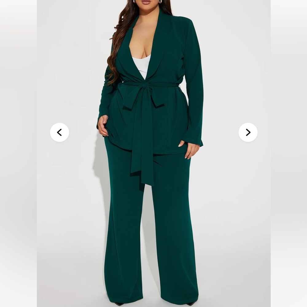 Fashion Nova CEO Blazer Set - Hunter Green